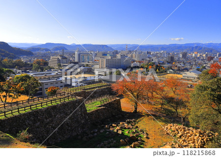鳥取城の天守閣跡から見た風景　《鳥取》 118215868