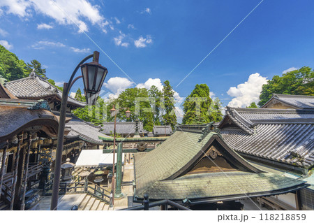 生駒山寳山寺(宝山寺)　聖天堂拝殿 118218859