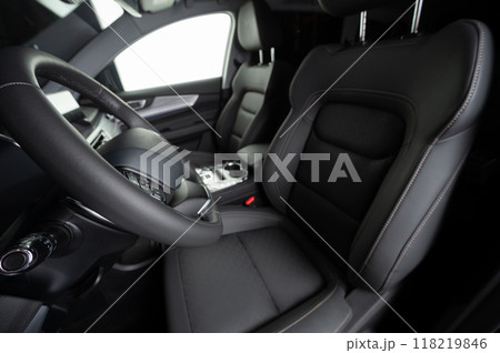 Leather car steering wheel 118219846