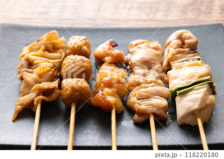 おいしい焼き鳥盛り合わせ 118220180
