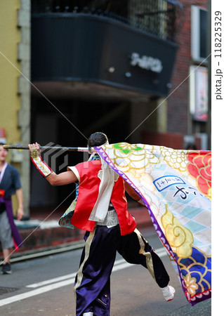 よさこいの旗振り 花形 よさこいの旗振り 花形 118225329