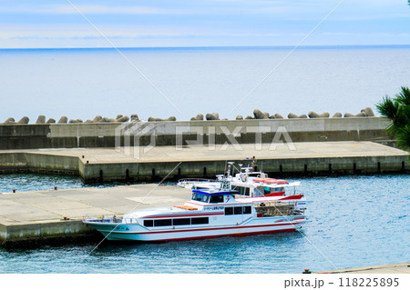 金華山船着き場 118225895