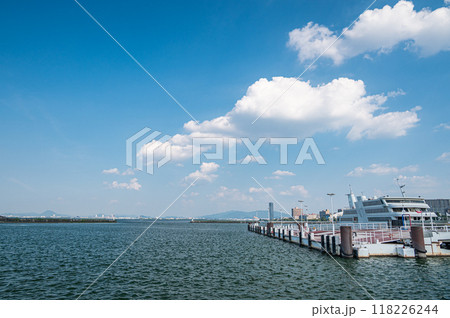 琵琶湖大津港風景　大津市 118226244