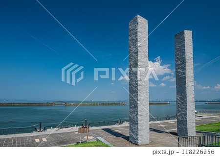 夏の琵琶湖浜大津風景 118226256