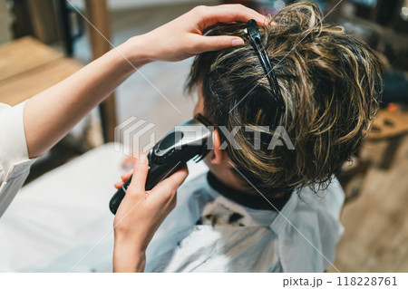 beauty parlor beauty parlor 118228761