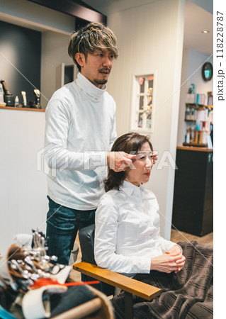 beauty parlor beauty parlor 118228787
