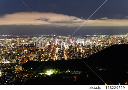 夏の大倉山から見た札幌市街の夜景 118229829