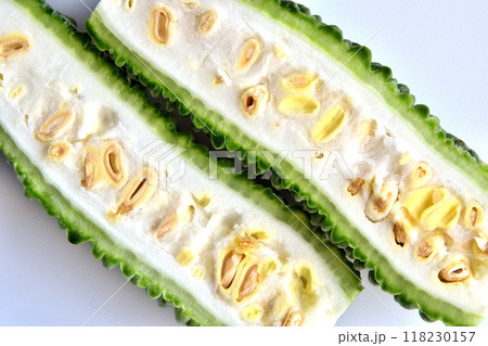 夏野菜ゴーヤ　白い種 118230157