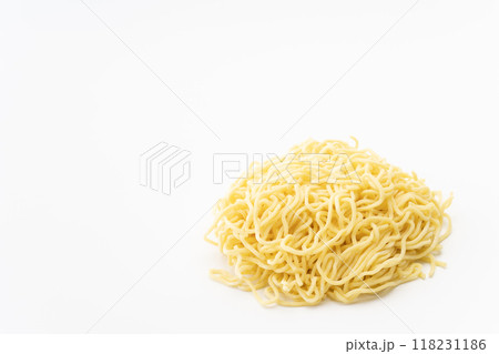 生の中太ちぢれ麺 118231186