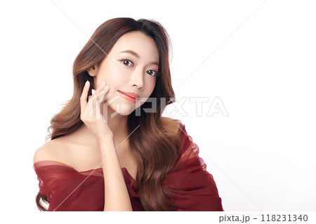 Beautiful young asian woman with clean fresh skin on white background, Face care, Facial treatment, Cosmetology, beauty and spa, Asian women portrait. Beautiful young asian woman with clean fresh skin on white background, Face care, Facial treatment, Cosmetology, beauty and spa, Asian women portrait. 118231340