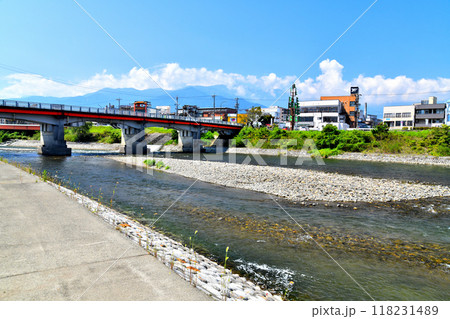 大橋(大橋歩道橋)／天竜川を上流側より国道153号方面を望む(長野県伊那市)【2024.9】 118231489