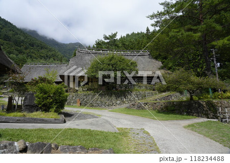 山梨県の西湖いやしの里根場で撮影した古民家。 118234488