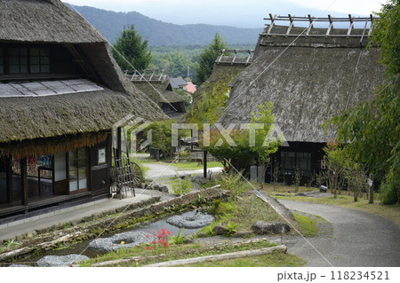 山梨県の西湖いやしの里根場で撮影した古民家。 山梨県の西湖いやしの里根場で撮影した古民家。 118234521