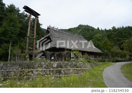 山梨県の西湖いやしの里根場で撮影した古民家。 118234530