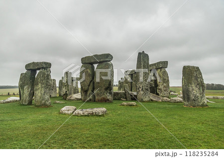 View of Stonehenge monument in United Kingdom View of Stonehenge monument in United Kingdom 118235284