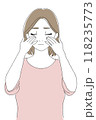 顔に手を当てる若い女性　スキンケア　 118235773