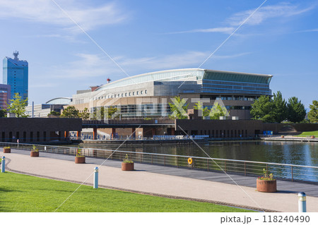 富山市総合体育館 118240490