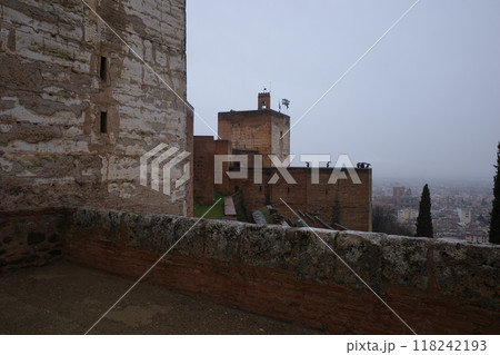 アルハンブラ宮殿、アルカサバのベラの塔 アルハンブラ宮殿、アルカサバのベラの塔 118242193