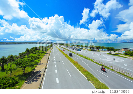 沖縄 うるま市 海中道路ドライブ 沖縄 うるま市 海中道路ドライブ 118243093