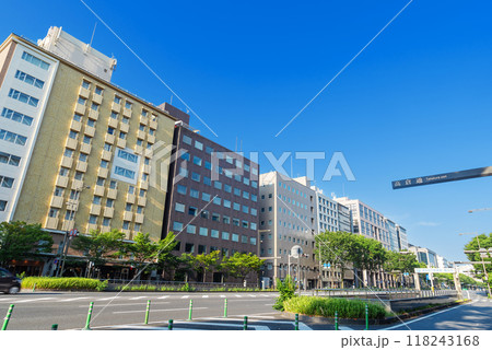 京都御池通　高倉御池交差点付近 118243168