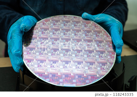 Silicon wafer for manufacturing semiconductor of integrated circuit. 118243335