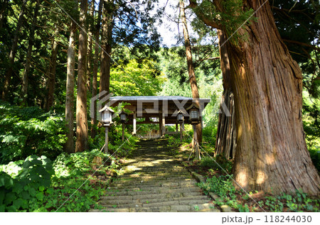 福島県南会津郡下郷町　奥会津三十三観音十番札所大悲殿　小野観世音 118244030