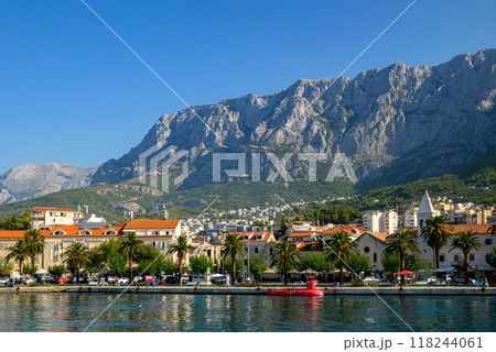 Makarska town, popular tourist seaside resort on the Adriatic sea coastline of Croatia Makarska town, popular tourist seaside resort on the Adriatic sea coastline of Croatia 118244061