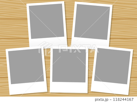 木目背景のインスタントフィルムのイメージイラスト1 木目背景のインスタントフィルムのイメージイラスト1 118244167