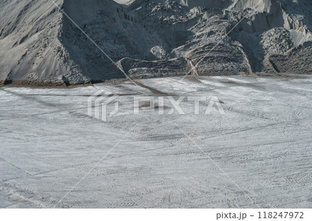 骨材置場　ストックヤード 118247972