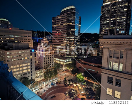 Portland, Oregon, USA - 05.14.2024: View of downtown Portland, Oregon Portland, Oregon, USA - 05.14.2024: View of downtown Portland, Oregon 118252135