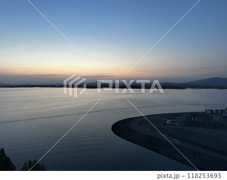 海 朝焼け 海 朝焼け 118253693