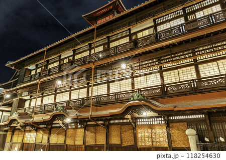 道後温泉　道後温泉本館　愛媛県松山市 118254630