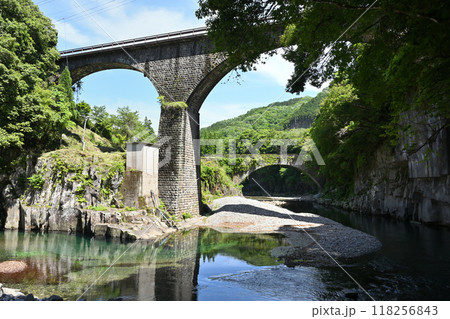 轟橋と出会橋 118256843