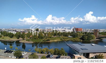 夏の富岩運河環水公園 118258154