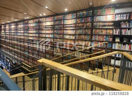 周南市立徳山駅前図書館 周南市立徳山駅前図書館 118258828