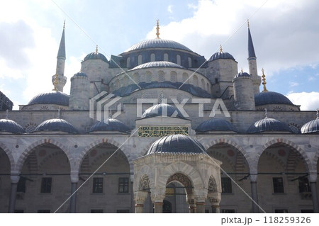 トルコ イスタンブール ブルー･モスクの泉亭 118259326