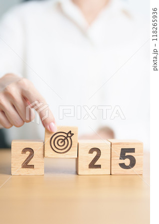 2025 year block with dartboard icon. Goal, Target, Resolution, strategy, plan, Action, mission, motivation, and New Year start concepts 118265936