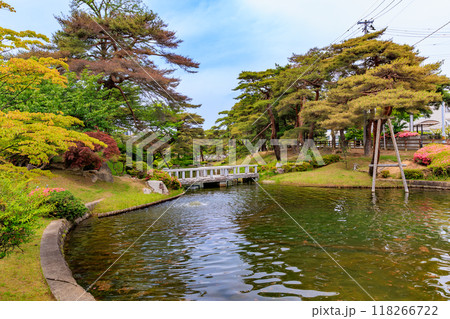 福島県　郡山市　麓山公園（弁天池） 118266722