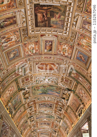 ヴァチカン博物館 118267046