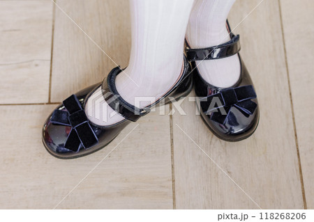 Accessories and details for the perfect image of a first-grader.  118268206