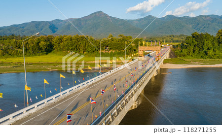Cement bridge over Omkoi river in Northern Thailand. Cement bridge is very stronger for transportation, travel and development. 118271255