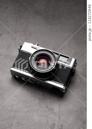 古いフィルムカメラ 118272646