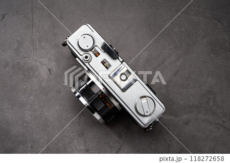 古いフィルムカメラ 古いフィルムカメラ 118272658