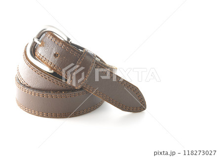 茶色いベルトを白背景で撮影 茶色いベルトを白背景で撮影 118273027