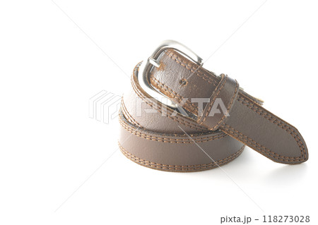 茶色いベルトを白背景で撮影 茶色いベルトを白背景で撮影 118273028