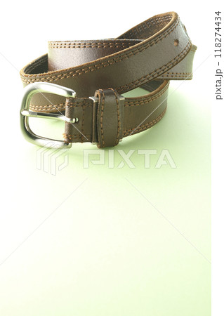 茶色いベルト 118274434
