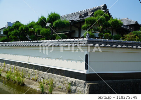 古い町並み 118275549