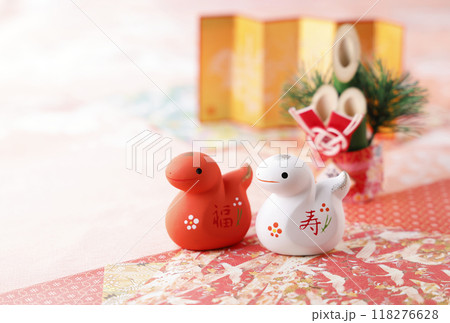 年賀状　巳年　2025 118276628