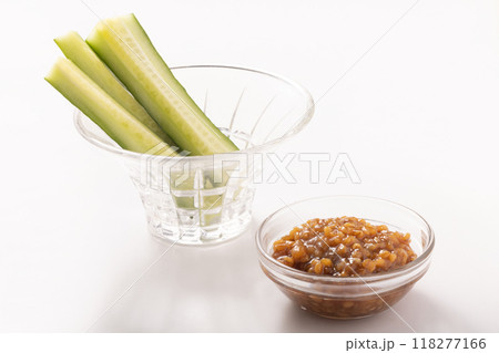 もろきゅう（もろみ味噌　きゅうり） 118277166