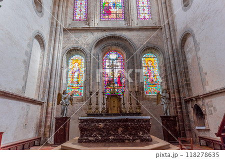 Notre dame du port Collegiate abbey, Etampes, France Notre dame du port Collegiate abbey, Etampes, France 118278635